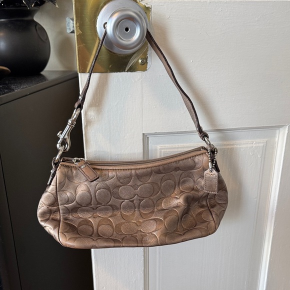 Brown Designer Shoulder Bag - Picture 2 of 5
